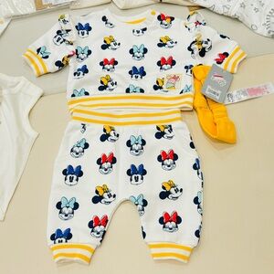 Disney baby clothes set